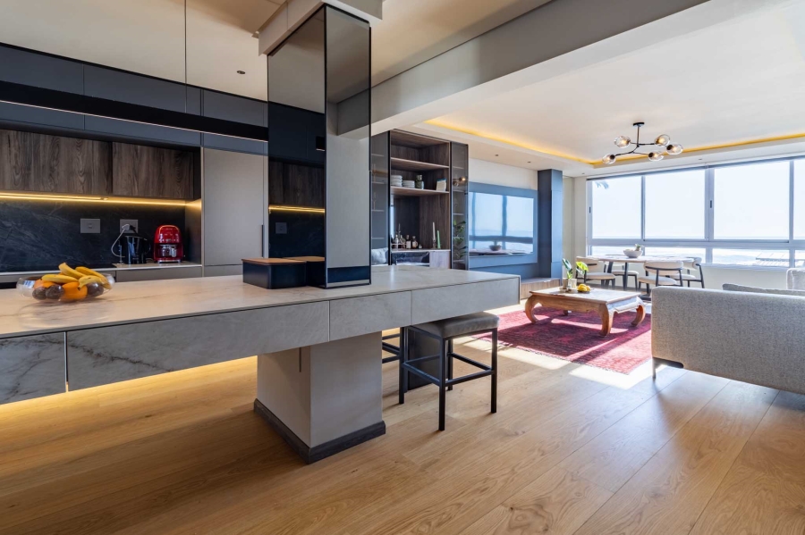 2 Bedroom Property for Sale in Sea Point Western Cape